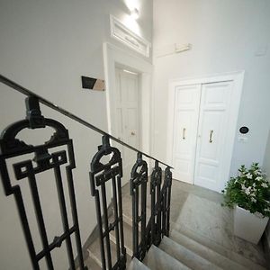 Bari 102